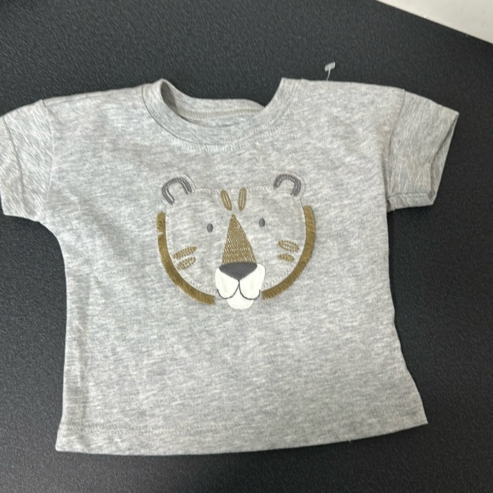 Carters tee - Picture 1 of 2